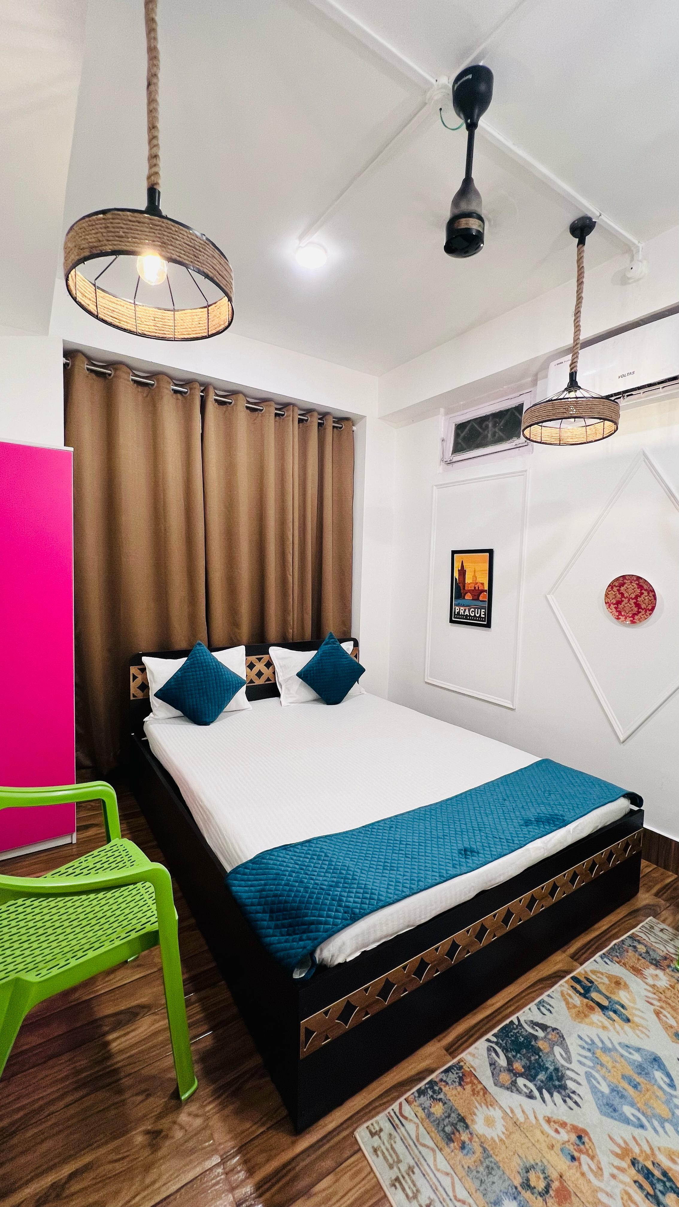 Bee Dee Lodge AC and Non AC room near Paltan Bazaar Guwahati - View 1