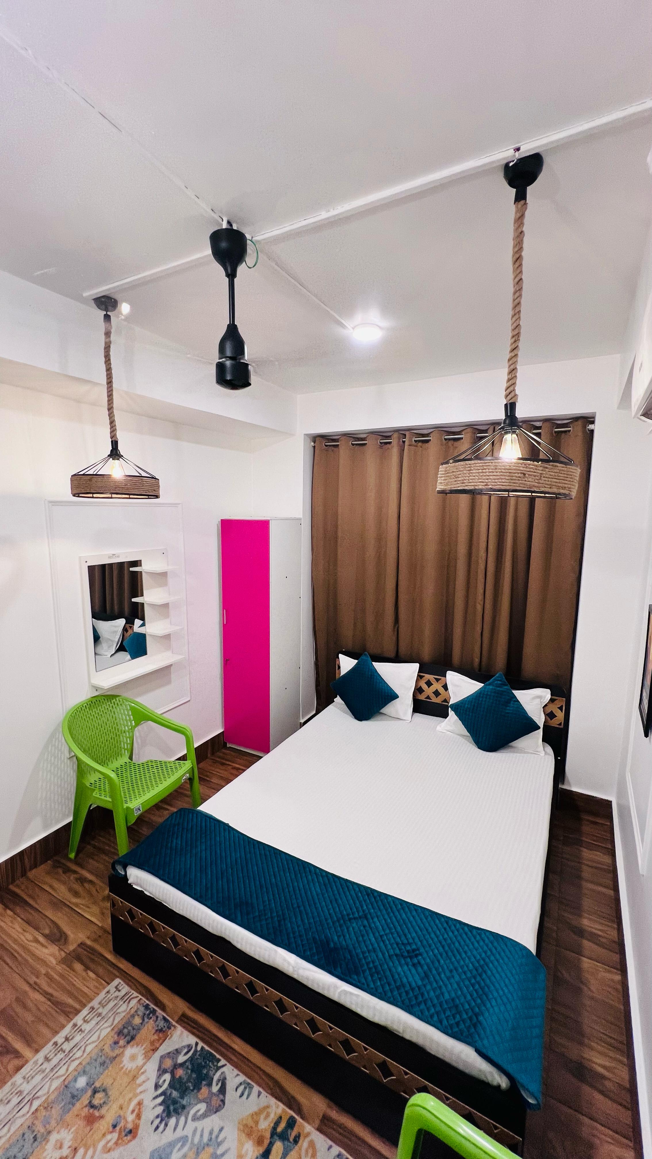 Bee Dee Lodge AC and Non AC room near Paltan Bazaar Guwahati - View 2