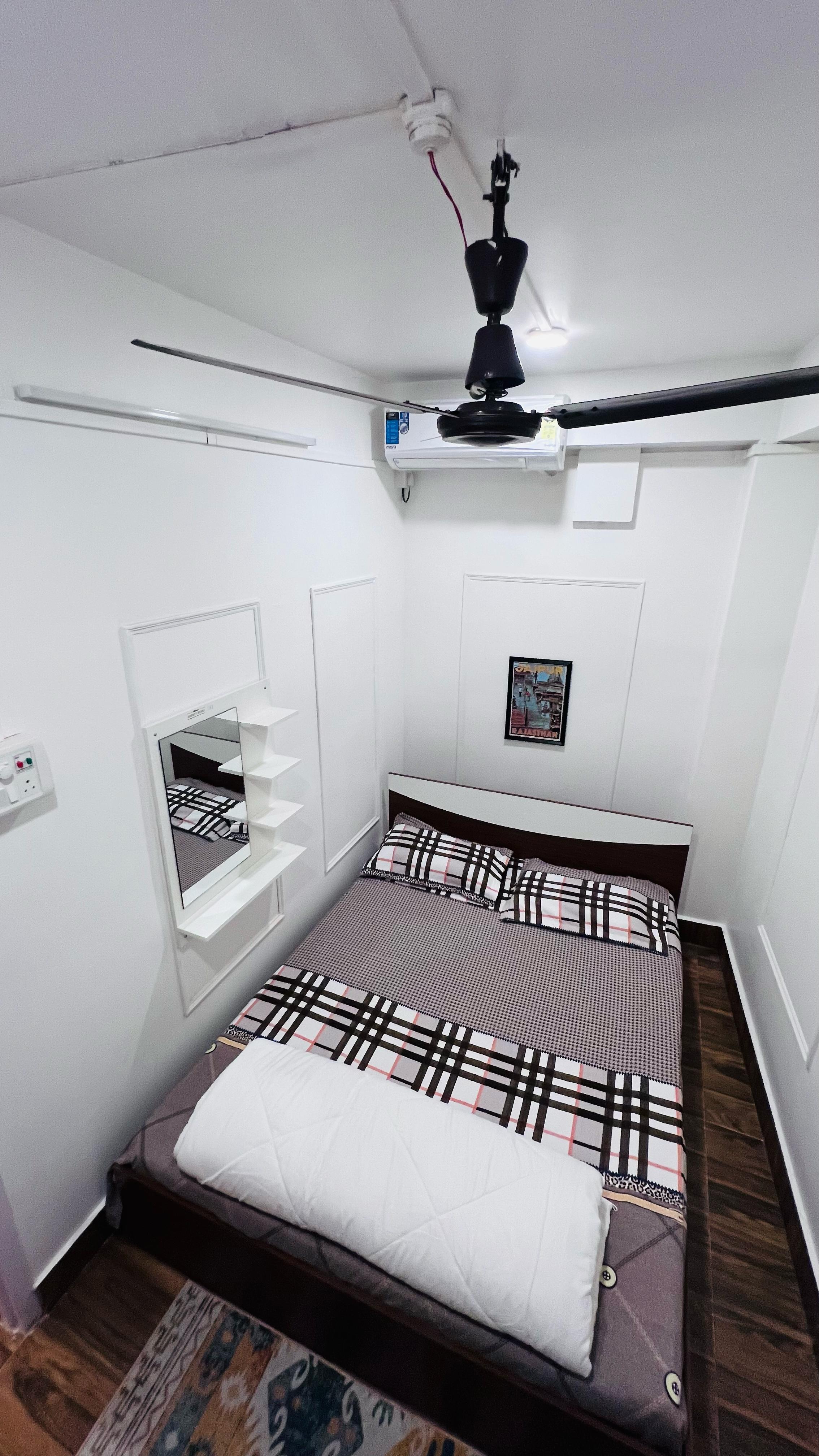 Bee Dee Lodge AC and Non AC room near Paltan Bazaar Guwahati - View 4